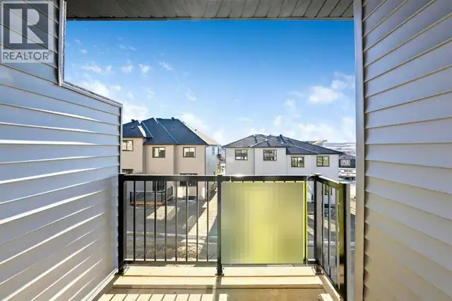 382 Heritage Boulevard Cochrane, Alberta in Houses for Sale in Calgary - Image 9