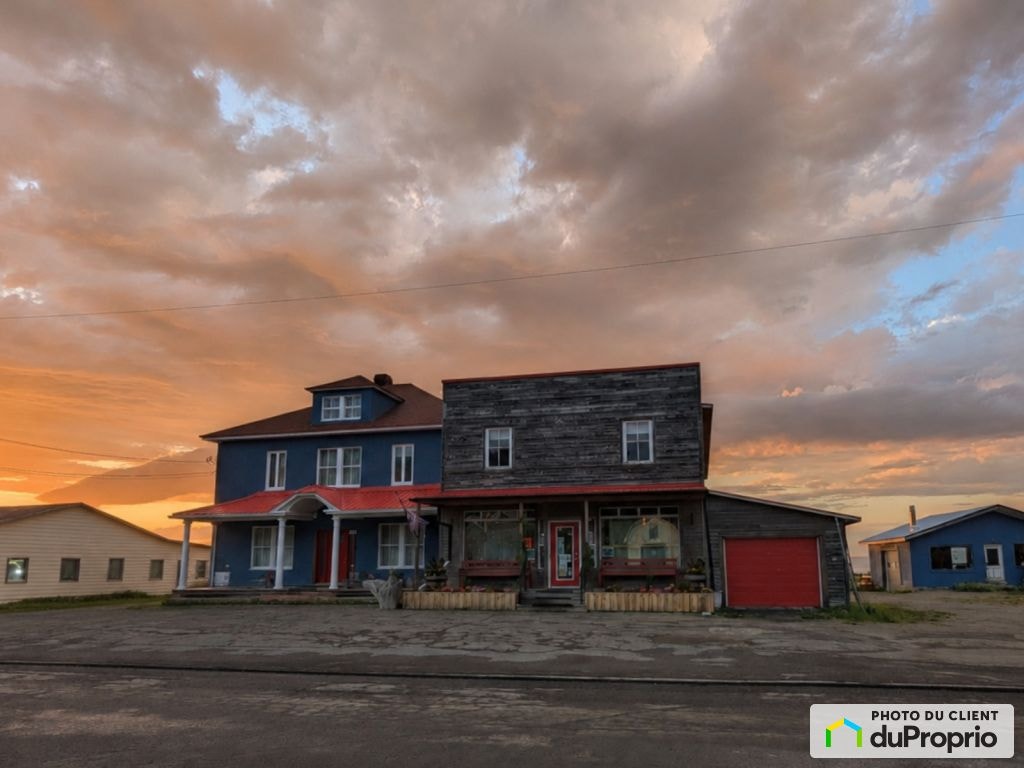 $695,000 - 2 Storey in Ste-Madeleine-De-La-Riviere-Madeleine — photo 2