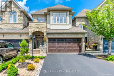 Beautiful, Well-Maintained 3 Bedroom & 4 Bath Freehold Townhome in Joshua Creek with 1,972 Sq.Ft. of...