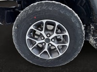 This 2026 JEEP GLADIATOR SPORT 4X4 has the following options Cloth Low-Back Bucket Seats, Remote Sta... (image 8)