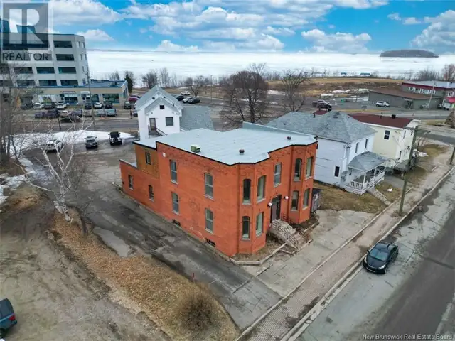281 St George Bathurst, New Brunswick62867602960387124