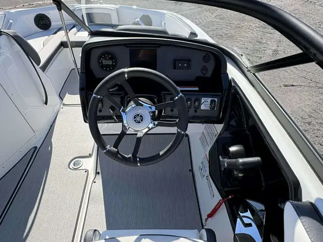 2026 Yamaha AR 195 in Powerboats & Motorboats in Rimouski / Bas-St-Laurent - Image 16
