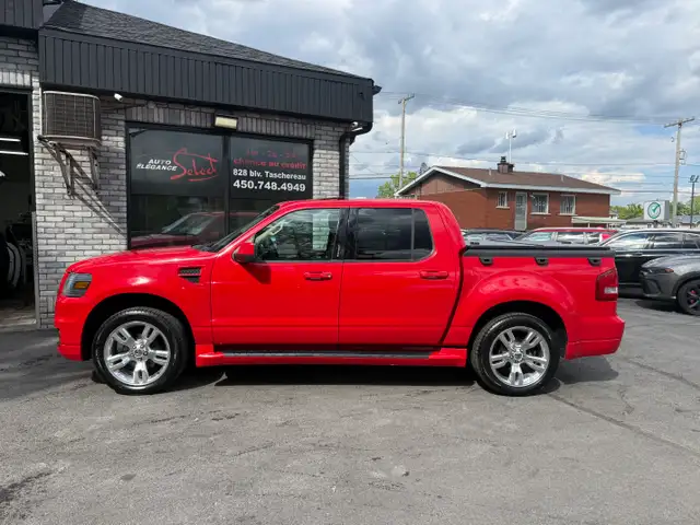 2010 Ford Explorer Sport Trac Adrenalin in Cars & Trucks in Longueuil / South Shore - Image 12