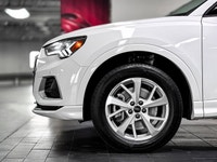 The 2025 Audi Q3 40 TFSI Komfort with the Convenience Package is a sophisticated, driver-centric lux... (image 7)