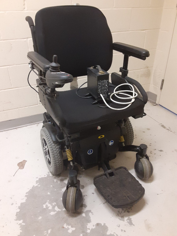 Power wheelchair in Health & Special Needs in Muskoka - Image 3