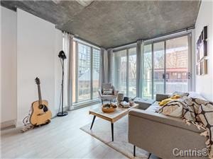 BRIGHT CONDO GRIFFINTOWN CONDO-190 MURRAY 2 BEDROOM WITH GARAGE! — photo 2