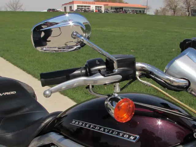 2006 Harley-Davidson VRSC A VRod in Street, Cruisers & Choppers in Leamington - Image 15
