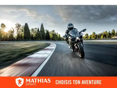 Concessionnaire des véhicules neufs et d'occasion. Super Sport KAWASAKI NINJA H2 Carbon 2026 Les mot...