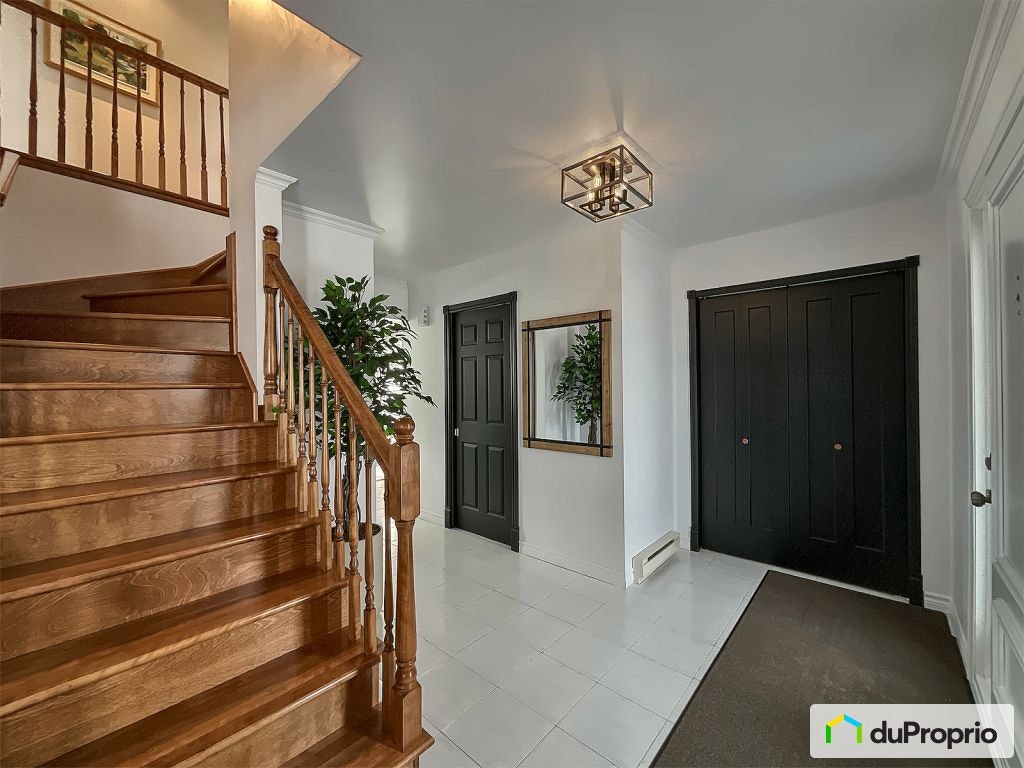 $850,000 - 2 Storey for sale in Varennes — photo 3