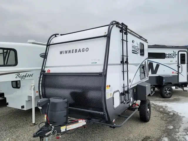 2023 Winnebago Hike 100 H1316TB in Travel Trailers & Campers in Penticton - Image 4