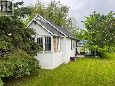 Fix it up or start over? You decide. Located in the West Lloydminster subdivision within walking dis...