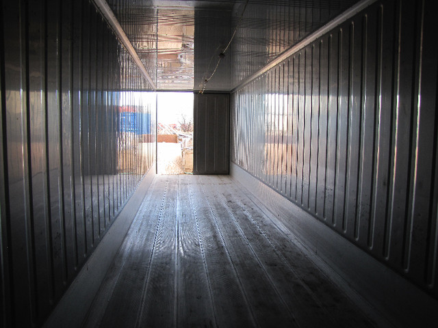 40' INSULATED HIGH-CUBE CONTAINER $18,500.00 in Other in St. Albert - Image 4