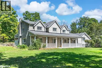 WELCOME TO YOUR OWN PRIVATE 3+ ACRES OF MUSKOKA PARADISE WITH A 1400 SQ FT HEATED GARAGE/SHOP, RESOR...