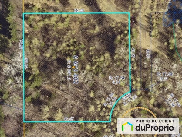 $230,000 - Residential Lot for sale in Magog — photo 1