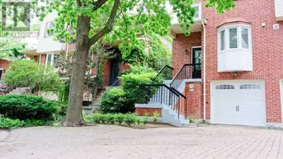 16 NORMANDY PLACE Oakville (CO Central), Ontario