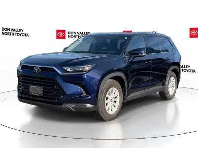 Vehicle DescriptionThis one-owner, Clean CARFAX Toyota Grand Highlander XLE AWD delivers impressive...