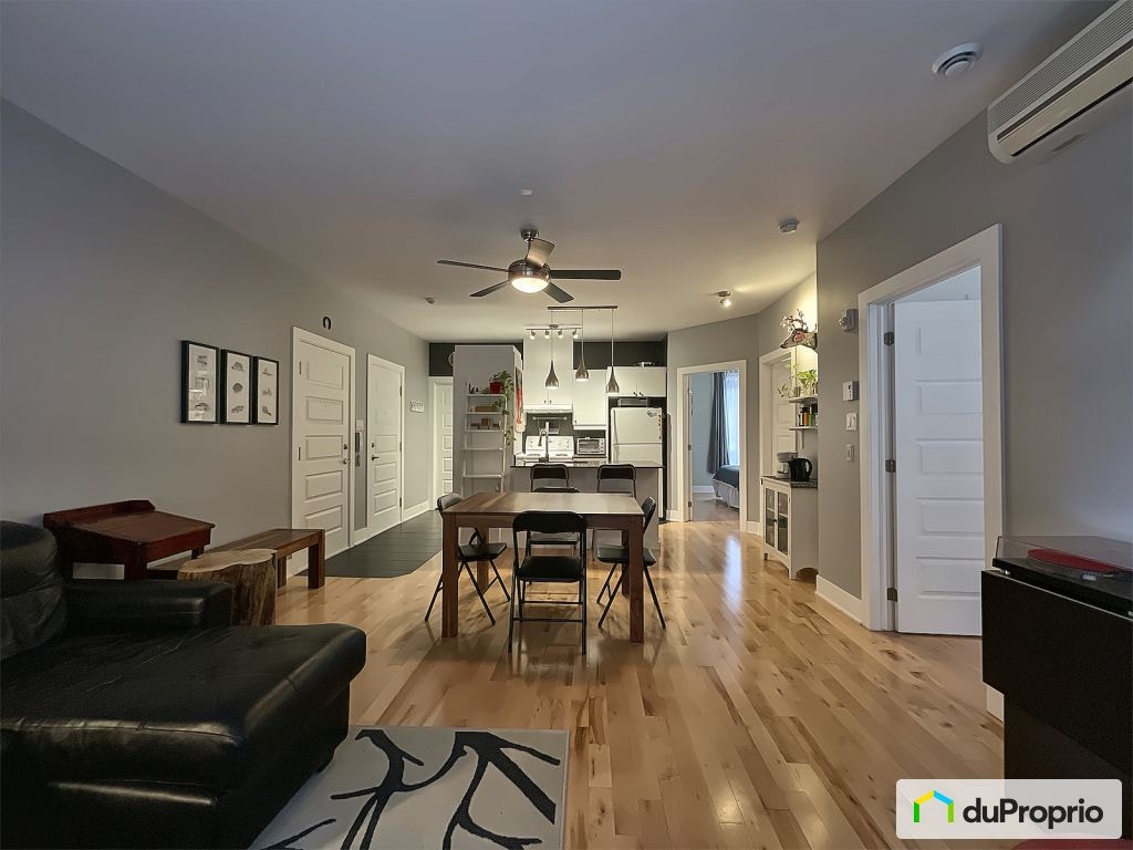 $425,000 - Condominium for sale in Ahuntsic / Cartierville — photo 1