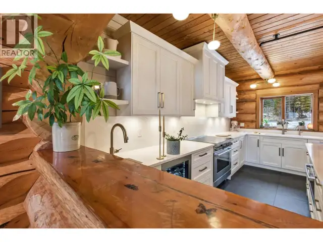 3350 LIKELY ROAD 150 Mile House, British Columbia in Houses for Sale in Williams Lake - Image 11