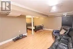 9 SALEM COURT Brampton (Brampton North), Ontario in Houses for Sale in Mississauga / Peel Region - Image 6