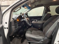 Welcome to Sherwood Buick GMC! Aftermarket 18 Black Iron Wheels | Remote Entry | Cruise Control | Cl... (image 7)