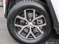 2024 Jeep Grand Cherokee L Limited 4X4, Third row seating, Blind Spot, Memory Seating, Adaptive Crui... (image 8)