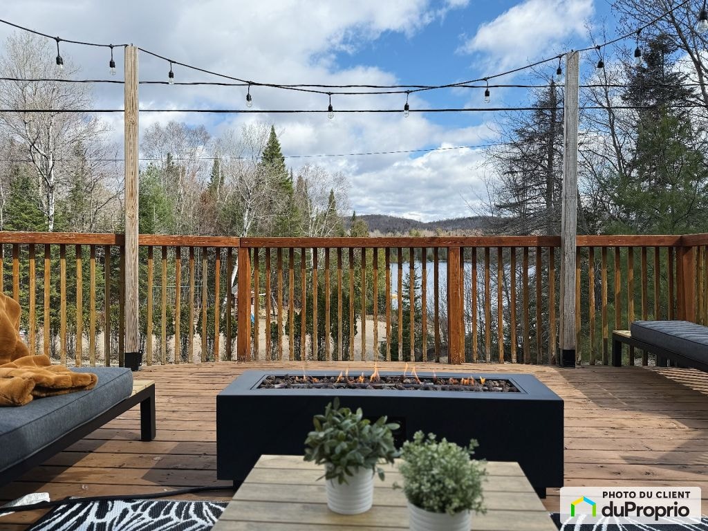 $579,000 - Bungalow for sale in Ste-Adele — photo 2