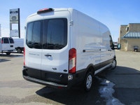 3.7 liter , mid roof, auto ,air ,cruise, tilt ,pw ,pl, am/fm media center radio. work ready, equippe... (image 4)