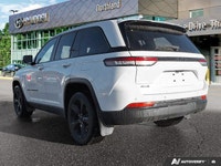 Command attention and experience refined capability in this 2024 Jeep Grand Cherokee Altitude, disti... (image 2)