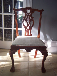 Queen Anne Back Side Chair With Claw Feet