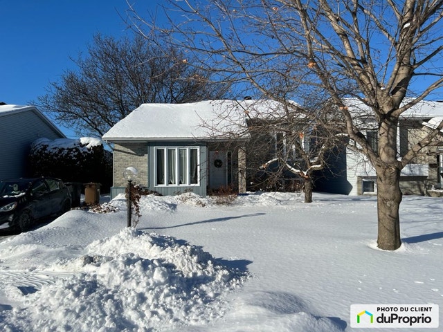 $572,000 - Bungalow for sale in Vaudreuil-Dorion — photo 1
