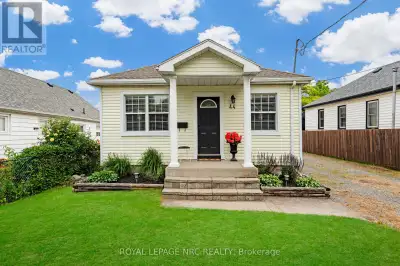 Welcome to 44 Pinecrest Avenue - a charming 2+2 bedroom, 2 bath bungalow with a finished rec room in...