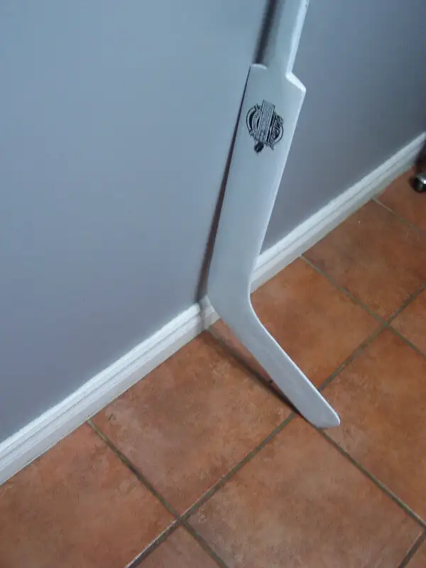 Wooden Goalie Sticks in Hockey in Hamilton - Image 3