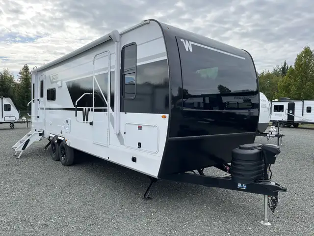2026 Winnebago THRIVE in Travel Trailers & Campers in Terrace - Image 2