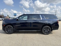 AMVIC Licensed Dealer Underpin your adventures with the robust and capable 2024 Chevrolet Suburban P... (image 4)