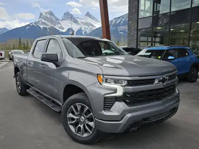 AMVIC Licensed Dealer The 2026 Chevrolet Silverado 1500 RST Crew Cab 4WD in Sterling Grey Metallic d...