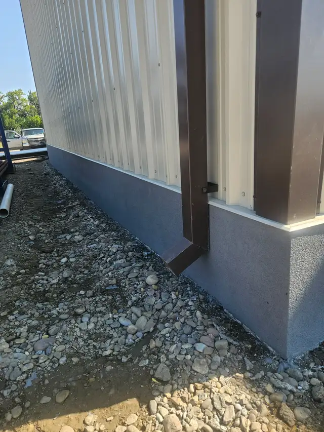 Offering Premium Exterior/Interior finish. in Other in Lethbridge - Image 7