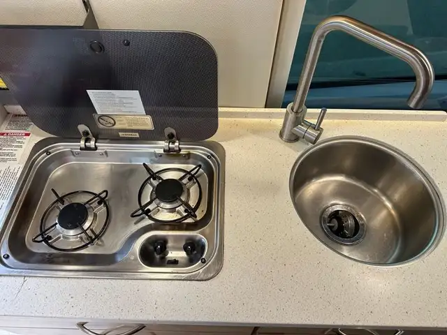 !!!PRICE DROP!!! 2023 Coachmen Beyond 22C in RVs & Motorhomes in Delta/Surrey/Langley - Image 9