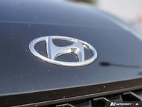 Crowfoot Hyundai, AMVIC Licensed Dealer Why This Is The KONA For YOU: All-Wheel-Drive 2.0L 4-cylinde... (image 9)