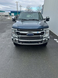 2020 Ford F250 XLT SUPER DUTY 4X4 CABINE MULTIPLACE 6.7L POWERSTROKE TURBO DIESEL Financement Bancai... (image 9)