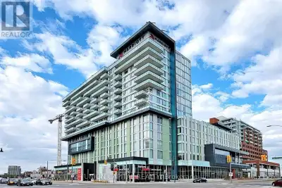 Luxury bright 2 bedroom & 2 bath condo in downtown Markham above the Marriott Hotel, approximately 6...