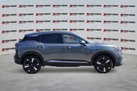 Designed for the dynamic urban lifestyle, this 2025 Nissan Kicks SR, with only 6,447 kilometers on i... (image 6)