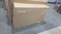 SAMSUNG 43" INCH CRYSTAL UHD U8000F 4K SMART TV City of Toronto Toronto (GTA) Preview