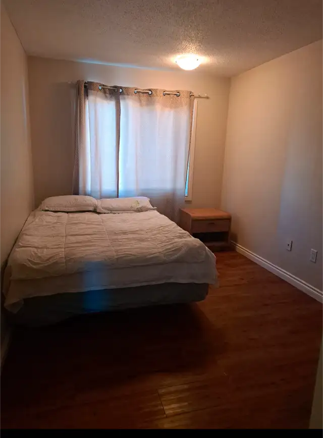 Bedroom for rent in Fort Mac63013094934401123
