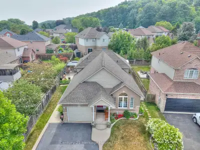 Welcome to 222 Dorchester Drive, a beautifully maintained 3+1 bedroom, 2 bathroom backsplit in the h...