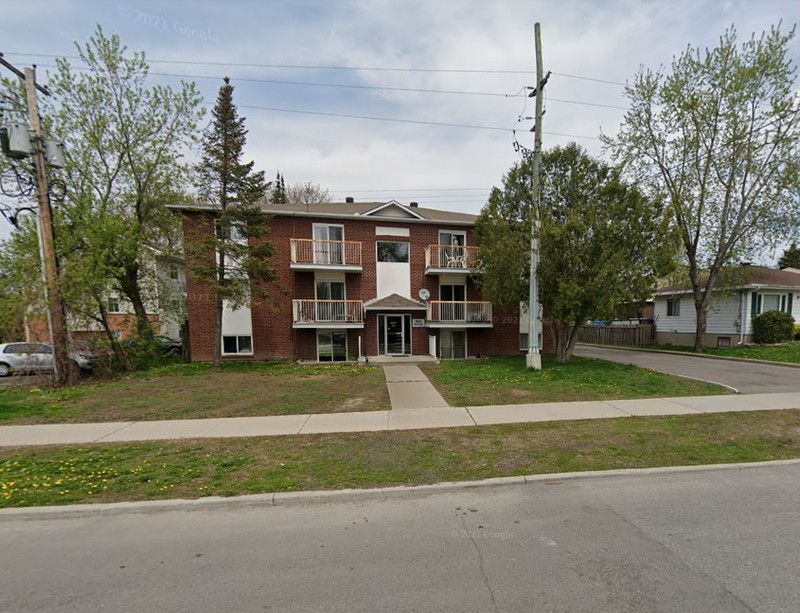 2459 Cléroux Crescent 2 Bedroom Apartment (Gloucester) Long Term