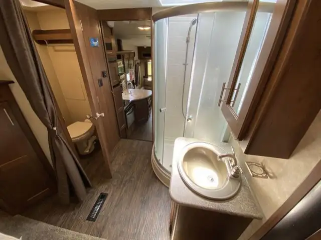 2017 Forest River RV Wildcat Maxx 242RLX in Travel Trailers & Campers in Abbotsford - Image 30