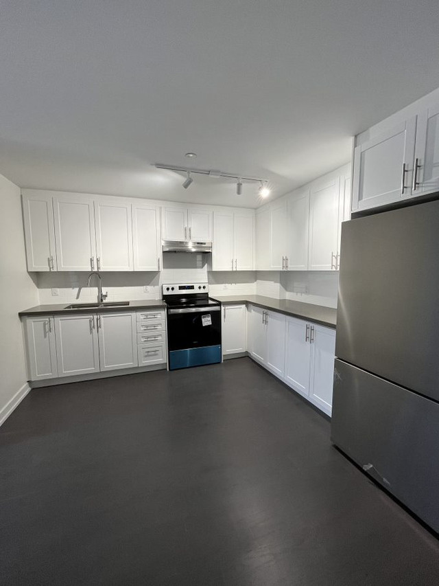 $1000 move in bonus on select newly-built suites!! in Long Term Rentals in City of Toronto - Image 4