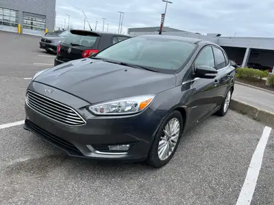 MORE PICS COMING SOON ONCE DETAILED!!! 2015 Ford Focus Titanium Grey on black Leather interior Only...