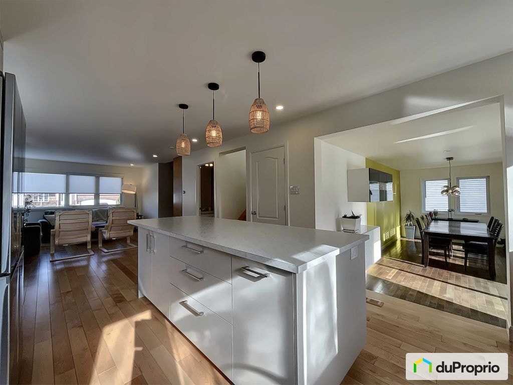 $835,000 - 2 Storey for sale in Repentigny (Repentigny) — photo 2
