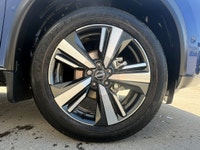 HEATED SEATS, SUNROOF/MOONROOF, WOOD TRIM, NAVIGATION SYSTEM, LEATHER SEATS, MEMORY SEATS, PARKING D... (image 8)